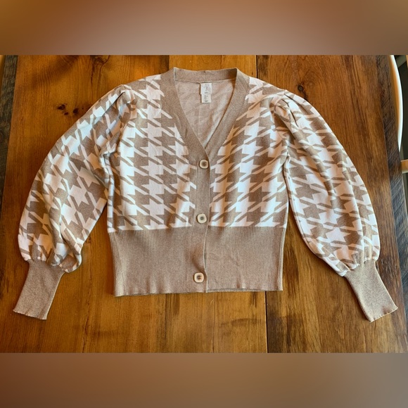 Joie cardigan. Size L - Picture 6 of 8